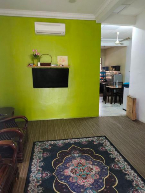 Homestay Taman Husrah